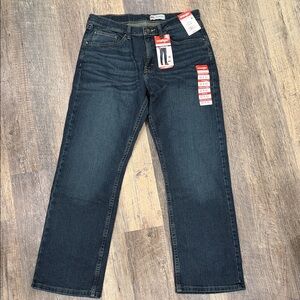 Wrangler Men's Deep Blue Relaxed Jeans